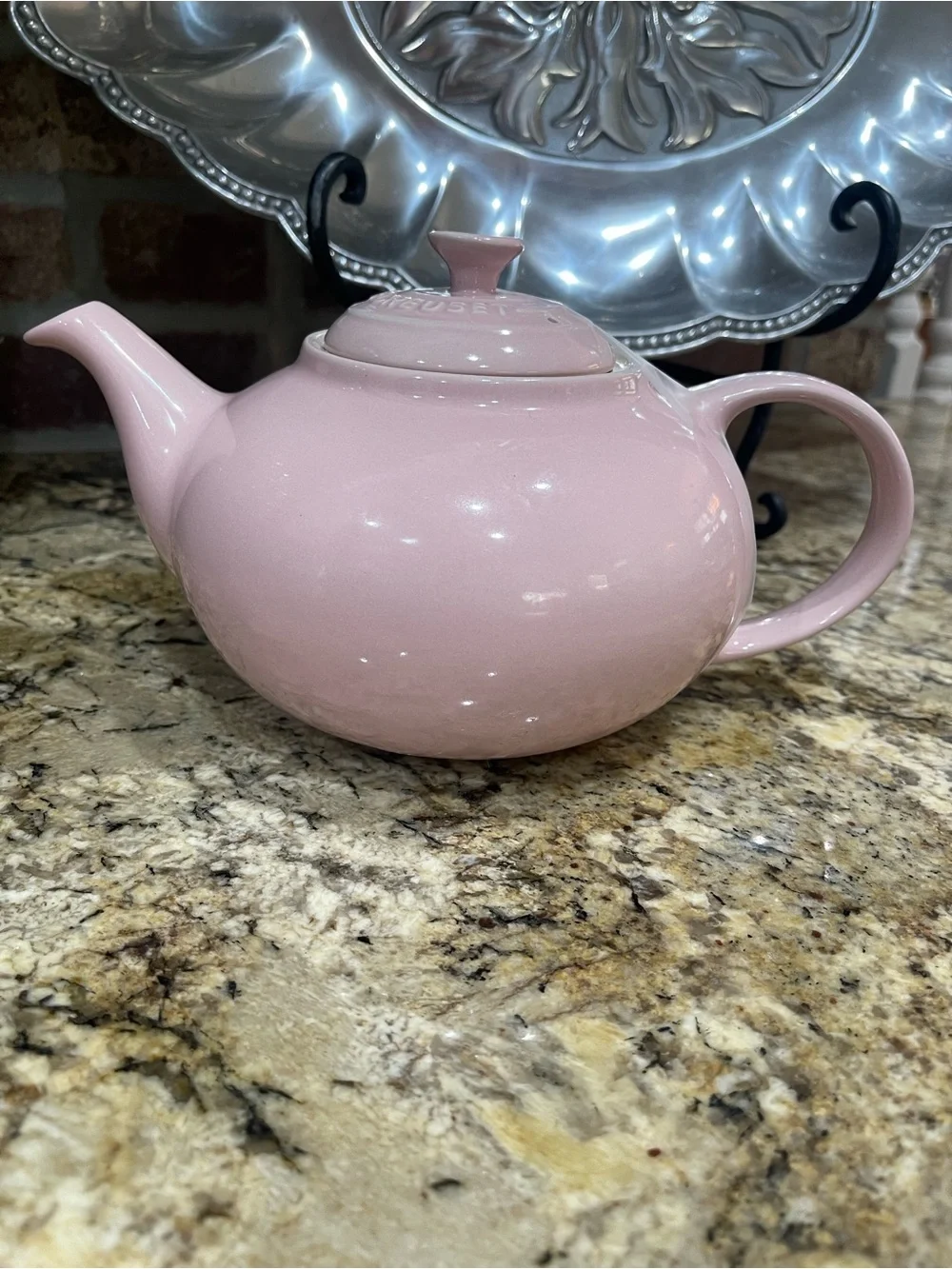 Le Creuset Second Choix Collection 1.3L stoneware teapot - CHIFFON PINK - NEW!
